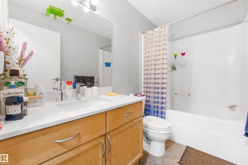 #213 4312 139 Avenue, Edmonton, AB - Indoor Photo Showing Bathroom