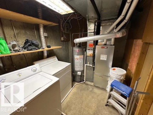 #167 Harrison Drive, Edmonton, AB - Indoor Photo Showing Laundry Room