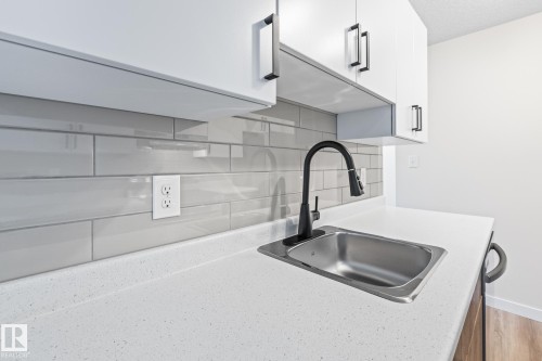 308 6208 180 Street, Edmonton, AB - Indoor Photo Showing Kitchen