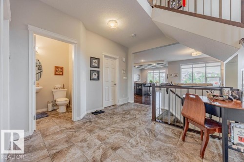 1019 Coopers Hawk Link, Edmonton, AB - Indoor