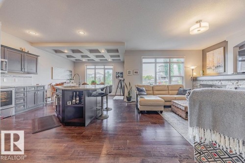 1019 Coopers Hawk Link, Edmonton, AB - Indoor Photo Showing Living Room