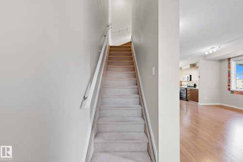 #29 655 Watt Boulevard Sw, Edmonton, AB - Indoor Photo Showing Other Room