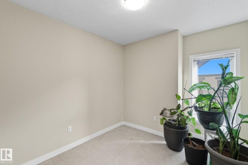 #29 655 Watt Boulevard Sw, Edmonton, AB - Indoor Photo Showing Other Room