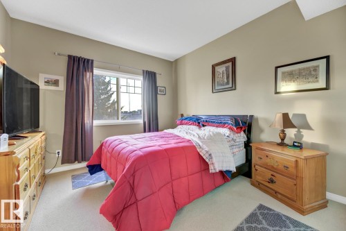 33C 79 Bellerose Drive, St. Albert, AB - Indoor Photo Showing Bedroom