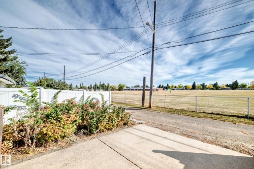 4603 116A Street, Edmonton, AB - Outdoor