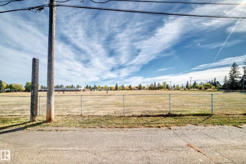 4603 116A Street, Edmonton, AB - Outdoor With View