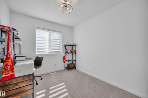 19 525 Secord Boulevard, Edmonton, AB - Indoor