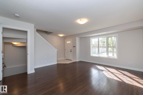 197 Birchwood Close, Devon, AB - Indoor Photo Showing Other Room