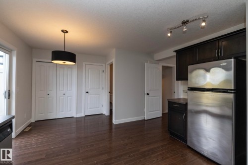 197 Birchwood Close, Devon, AB - Indoor Photo Showing Kitchen