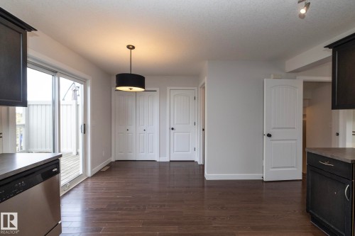 197 Birchwood Close, Devon, AB - Indoor Photo Showing Kitchen