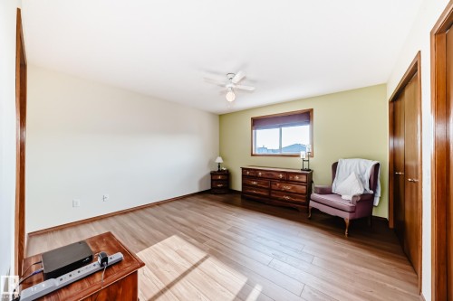 15815 63 Street, Edmonton, AB - Indoor