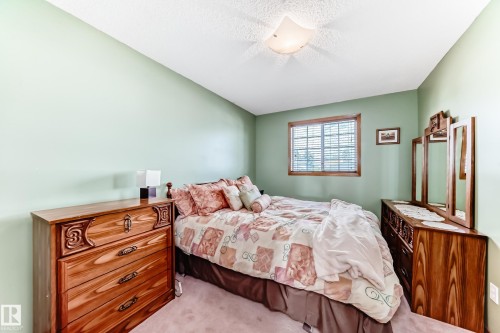 15815 63 Street, Edmonton, AB - Indoor Photo Showing Bedroom