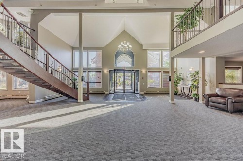 102 9008 99 Avenue, Edmonton, AB - Indoor Photo Showing Other Room