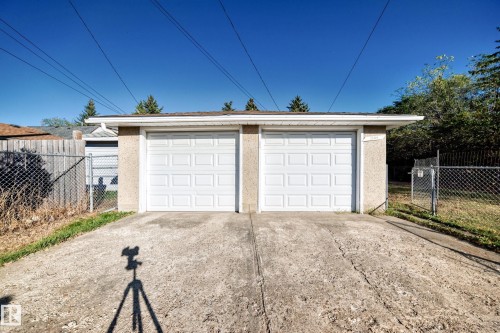 11424 105 Street, Edmonton, AB - Outdoor With Exterior