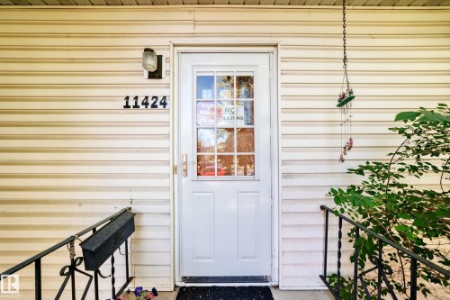 11424 105 Street, Edmonton, AB -  With Exterior