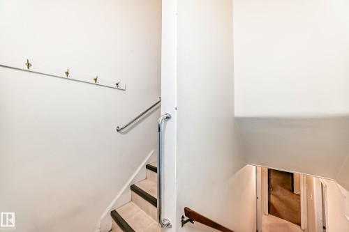 11424 105 Street, Edmonton, AB - Indoor Photo Showing Other Room