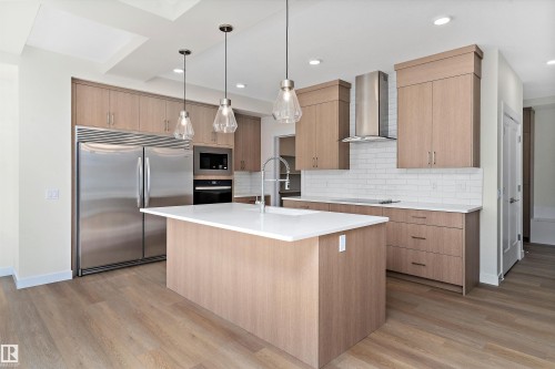 7181 177A Ave, Edmonton, AB - Indoor Photo Showing Kitchen With Upgraded Kitchen