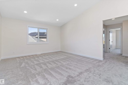 7181 177A Ave, Edmonton, AB - Indoor Photo Showing Other Room
