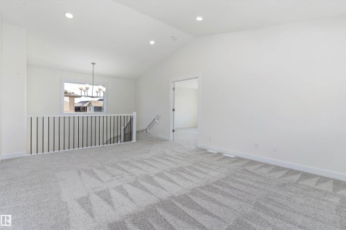 7181 177A Ave, Edmonton, AB - Indoor Photo Showing Other Room