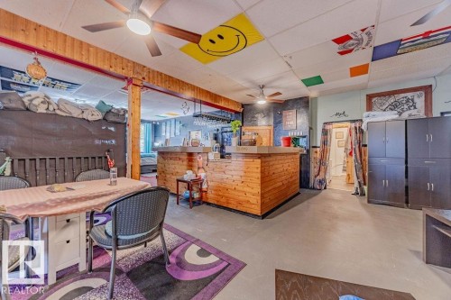 4912 50 Street, Egremont, AB - Indoor