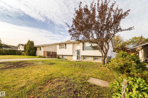 7115 12 Avenue, Edmonton, AB - Outdoor