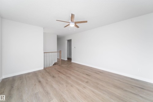 7115 12 Avenue, Edmonton, AB - Indoor Photo Showing Other Room