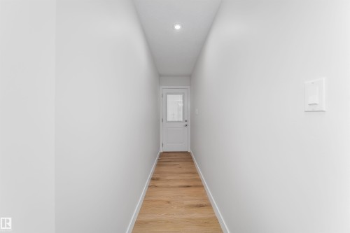 7115 12 Avenue, Edmonton, AB - Indoor Photo Showing Other Room