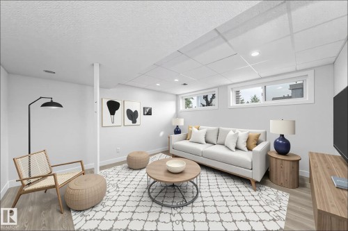 7115 12 Avenue, Edmonton, AB - Indoor Photo Showing Other Room