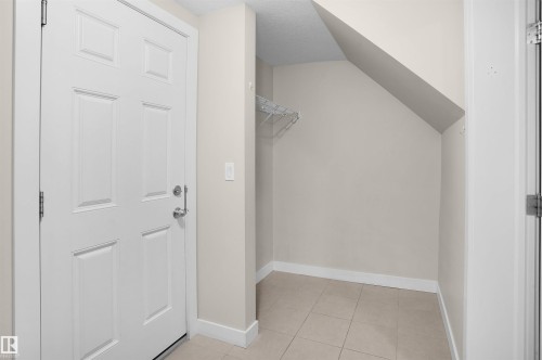 33 9535 217 Street, Edmonton, AB - Indoor Photo Showing Other Room