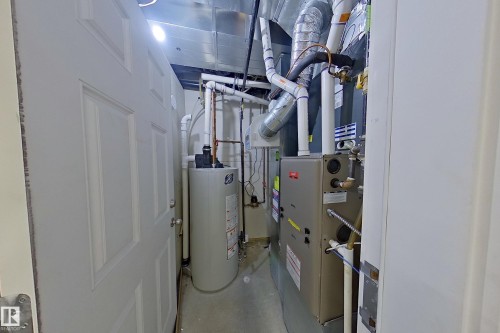 33 9535 217 Street, Edmonton, AB - Indoor Photo Showing Basement