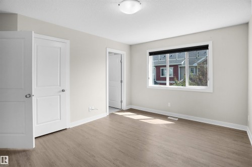 33 9535 217 Street, Edmonton, AB - Indoor Photo Showing Other Room