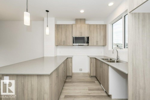 322 Edgemont Drive, Edmonton, AB - Indoor Photo Showing Kitchen With Double Sink