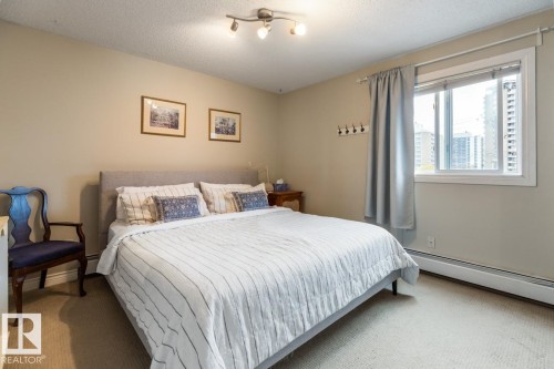 410 10139 117 Street, Edmonton, AB - Indoor Photo Showing Bedroom
