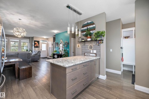 135 Gilmore Way, Spruce Grove, AB - Indoor Photo Showing Other Room