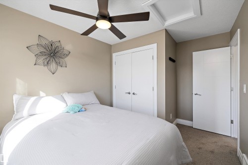135 Gilmore Way, Spruce Grove, AB - Indoor Photo Showing Bedroom