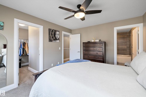 135 Gilmore Way, Spruce Grove, AB - Indoor Photo Showing Bedroom