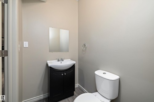 135 Gilmore Way, Spruce Grove, AB - Indoor Photo Showing Bathroom