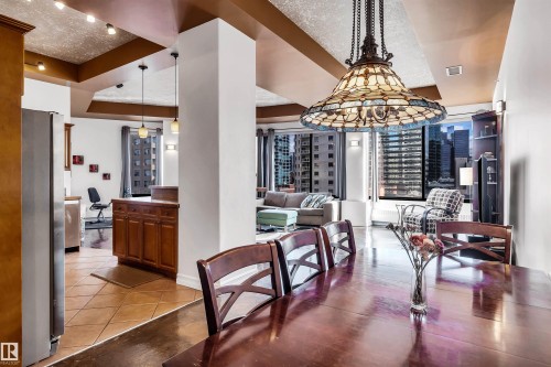 801 10106 105 Street, Edmonton, AB - Indoor