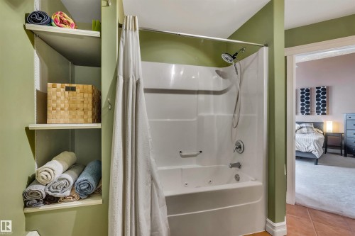 801 10106 105 Street, Edmonton, AB - Indoor Photo Showing Bathroom