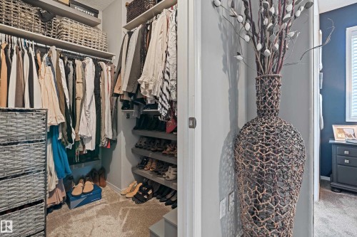 16507 81 Street, Edmonton, AB - Indoor With Storage