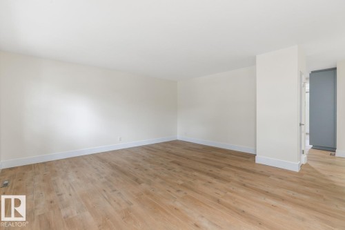 8316 68A Street, Edmonton, AB - Indoor Photo Showing Other Room