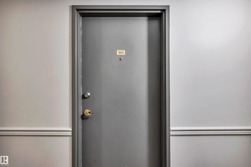 303 11445 41 Avenue, Edmonton, AB - Indoor