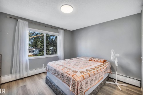 303 11445 41 Avenue, Edmonton, AB - Indoor Photo Showing Bedroom