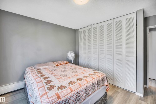303 11445 41 Avenue, Edmonton, AB - Indoor Photo Showing Bedroom