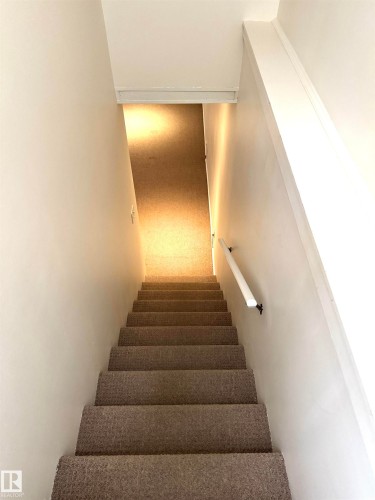 14418 98 Street, Edmonton, AB - Indoor Photo Showing Other Room