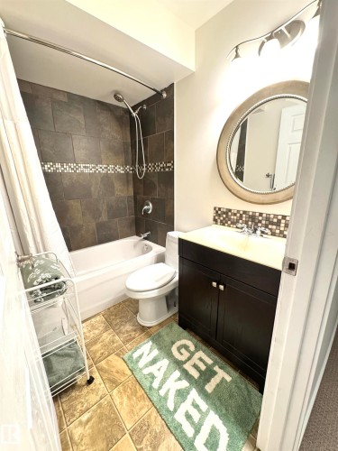 14418 98 Street, Edmonton, AB - Indoor Photo Showing Bathroom