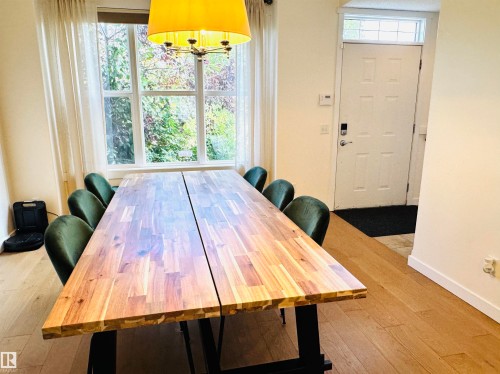 14418 98 Street, Edmonton, AB - Indoor