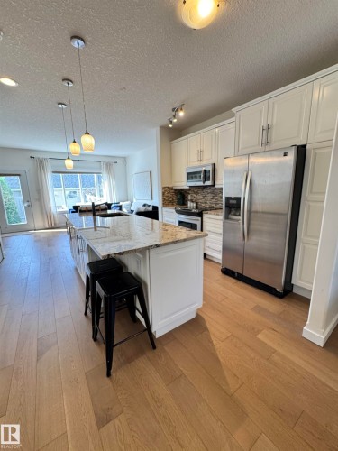 14418 98 Street, Edmonton, AB - Indoor Photo Showing Kitchen With Stainless Steel Kitchen With Upgraded Kitchen