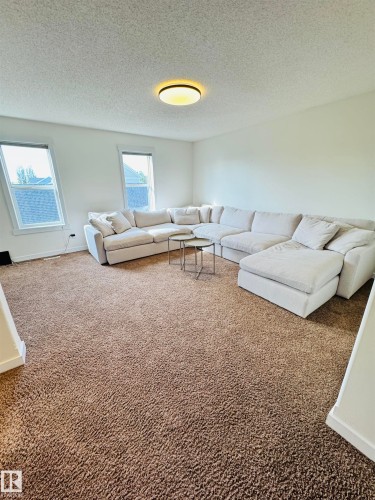 14418 98 Street, Edmonton, AB - Indoor