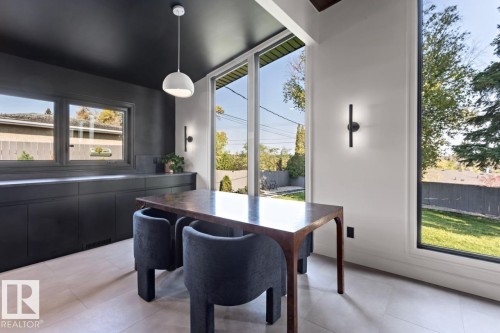 10804 65 Street, Edmonton, AB - Indoor Photo Showing Dining Room